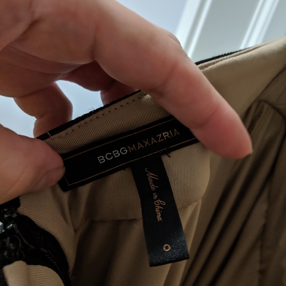 Formal dress - Picture 3 of 4